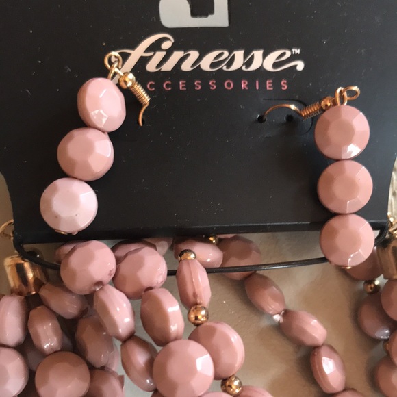 Necklace, earrings and bracelet don’t forget Valentines Day! - Picture 3 of 3